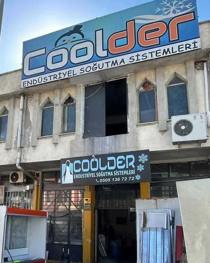 COOLDER dükkanı ve tabelaları, Konya